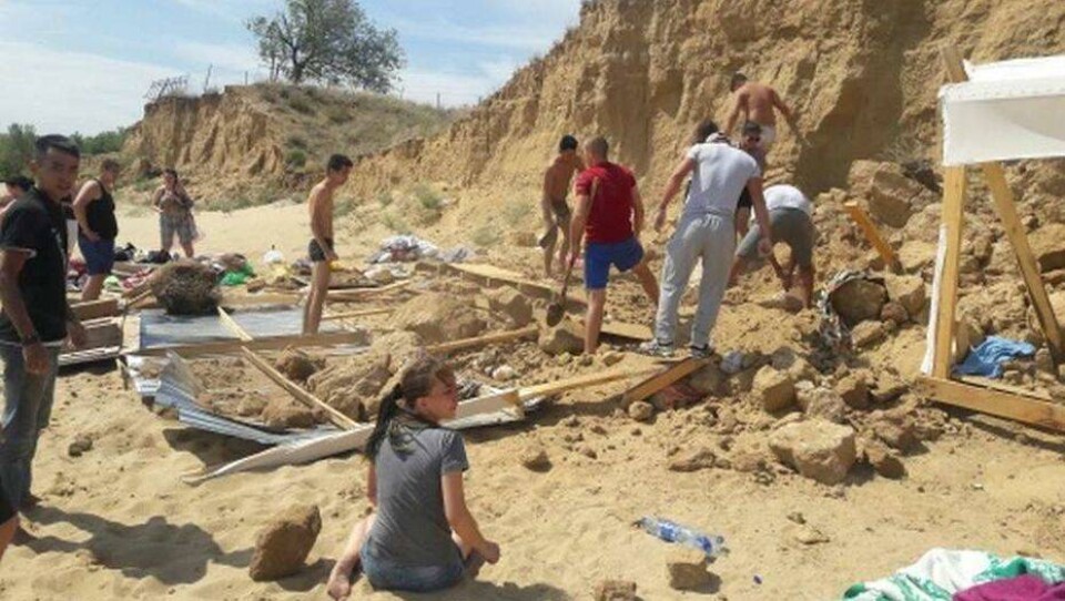 В Актобе осудили предпринимателя из-за обвала грунта на пляже
