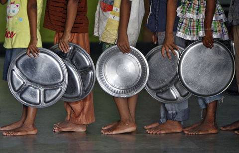 Работников с пятью классами школьного образования ищут власти Индии