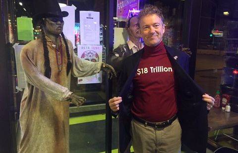 Фото со страницы в Twitter политика