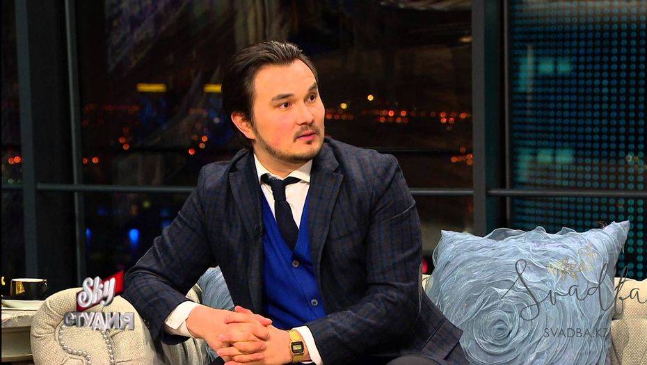 Оперный певец Байгожин сделал предложение участнице "Мисс Казахстан" в прямом эфире