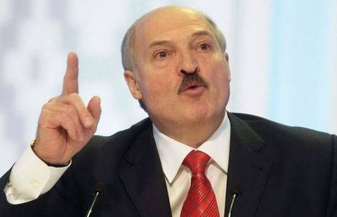 За любовь к Лукашенко шымкентского депутата исключили из "Нур Отана"