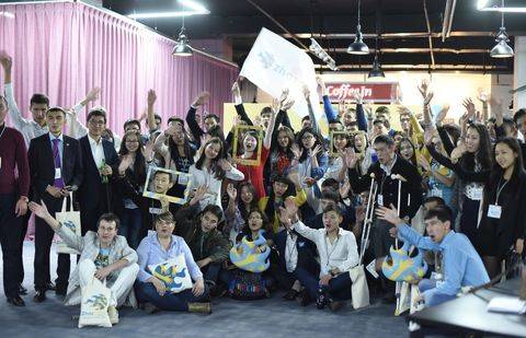 Фото с официальной страницы ZhasCamp'2015 во ВКонтакте