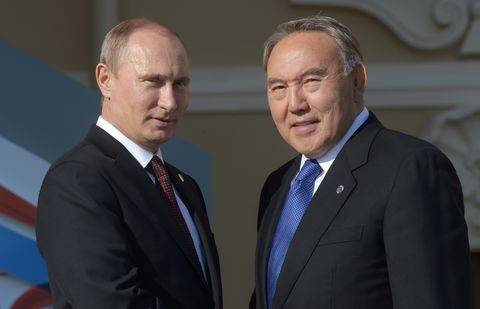Путин поблагодарил Назарбаева за участие в предстоящем Параде Победы в Москве