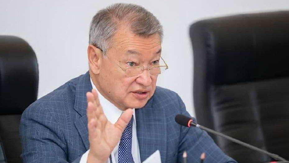 Фото со страницы Даниала Ахметова в Facebook