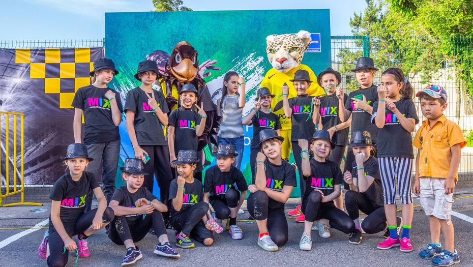 Фото проекта компании Газпром "Футбол для дружбы"