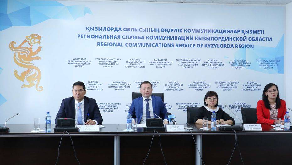 Госслужащих заставляют работать в нерабочее время и выходные в Кызылординской области