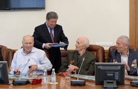 Все ветераны ВОВ в Алматы обеспечены жильем к 70-летию Победы