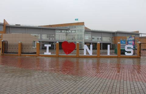 Учитель из Назарбаев Интеллектуальной Школы в Уральске покончила с собой