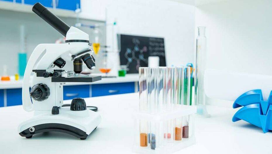 В Атырау после обращения акимата спонсоры передали аппараты ИВЛ и лабораторию для забора ПЦР-тестов