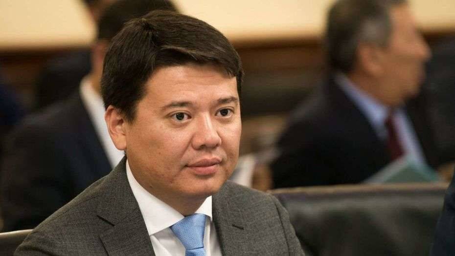 Бекетаев: Казахстанцы больше интересуются принятыми законами, а не законопроектами