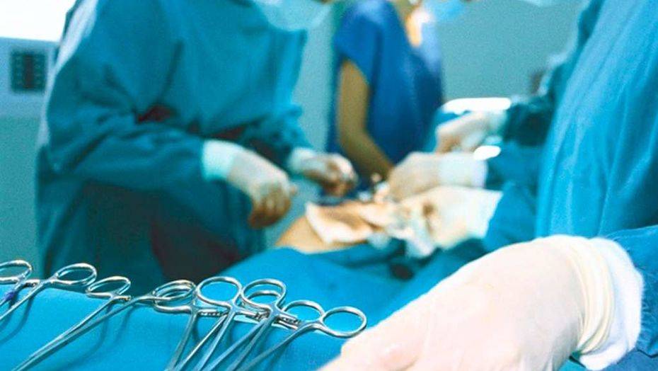 В Астане беременной женщине провели сложнейшую операцию на позвоночнике