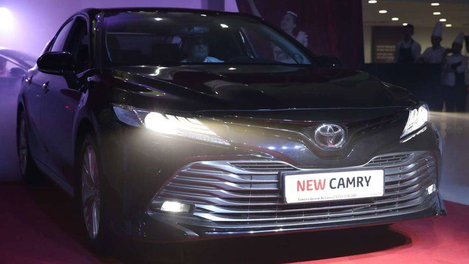 В Астане презентовали новую Toyota Camry в двух комплектациях