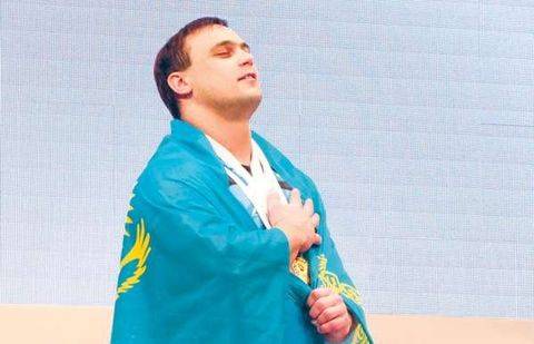  Илья Ильин заставил организаторов Кубка в Грозном включить правильный гимн Казахстана
