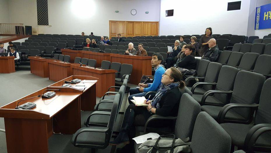 В Усть-Каменогорске на общественные слушания по тарифам общественность не пришла