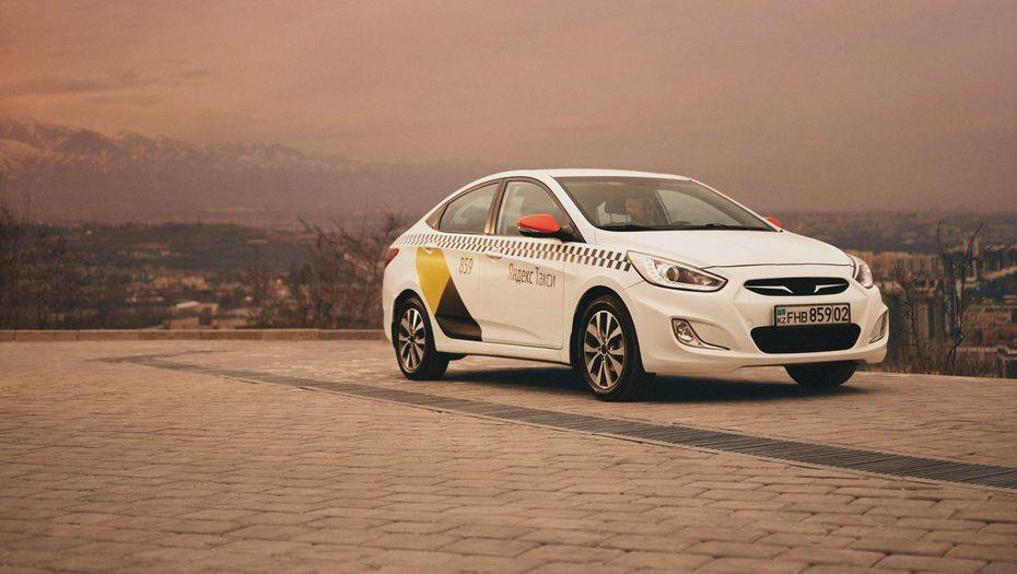 Яндекс.Такси запустил программу помощи водителям и курьерам, пострадавшим от Covid-19