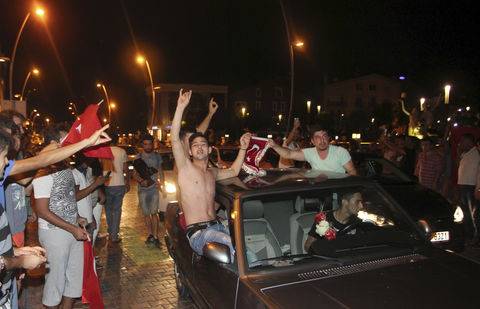 Фото с сайта reuters.com/Kenan Gurbuz