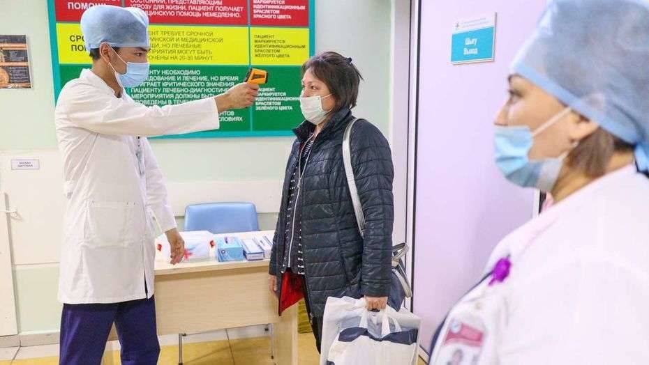В Алматы на коронавирус тестируют родственников пациентов, умерших от пневмонии и ОРВИ