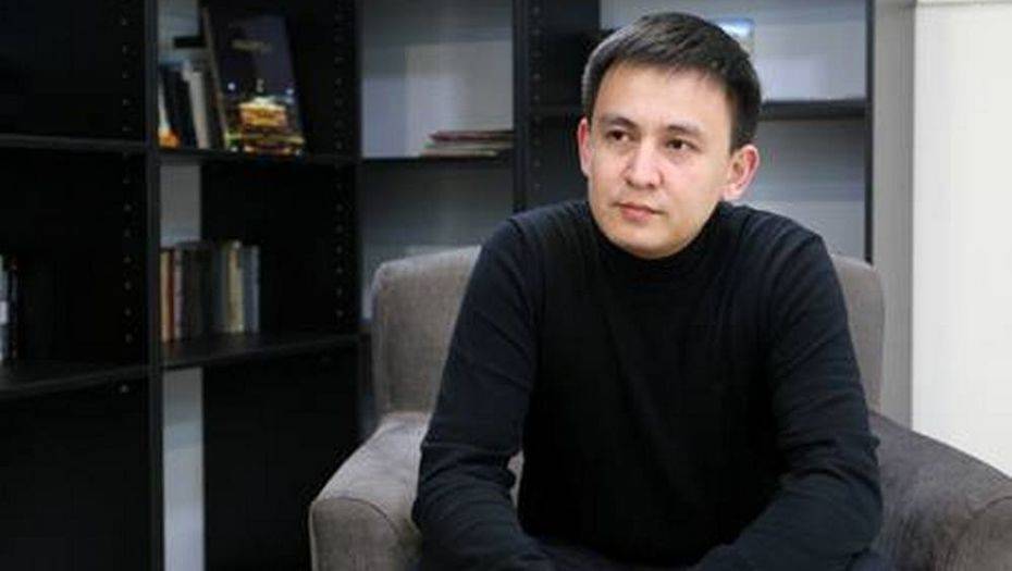 Адвокат Утебеков вновь высмеял безграмотность судей