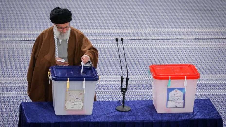 Фото с сайта russian.khamenei.ir