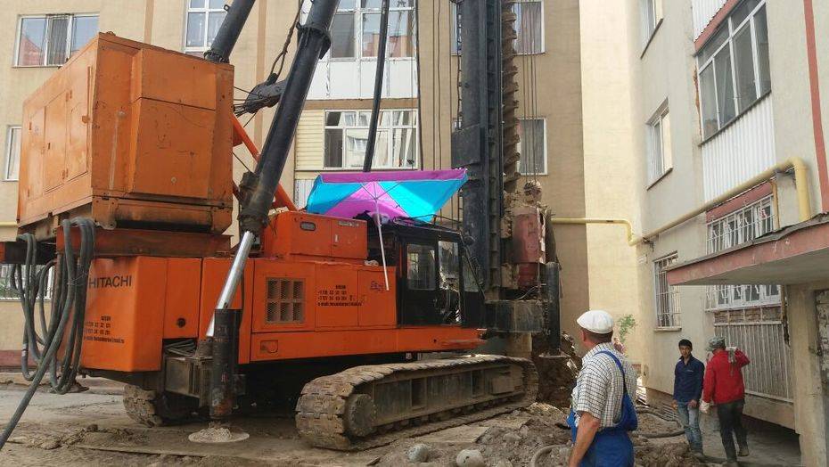 После накренившихся многоэтажек в алматинском "Алгабасе" укрепят все 25 домов