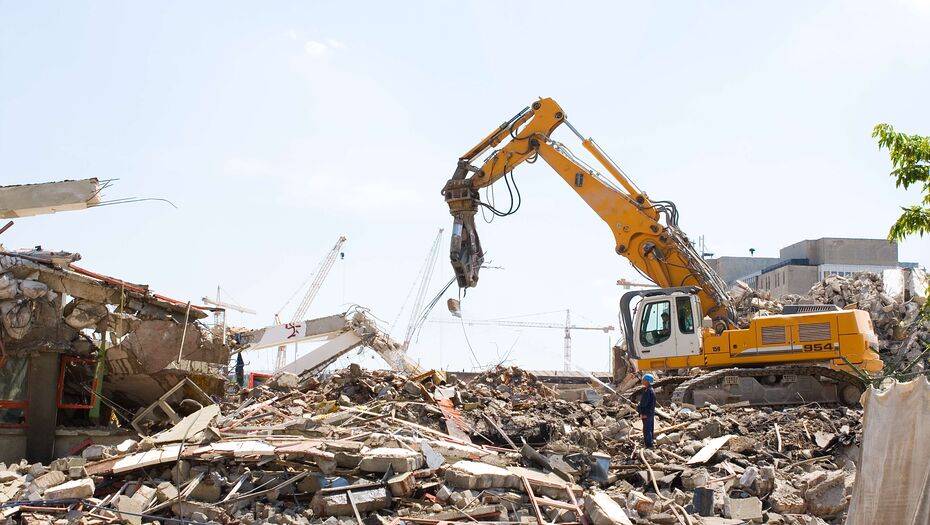 Документы о сносе строений будут оформлять в акиматах. Сейчас их можно получить только через суд