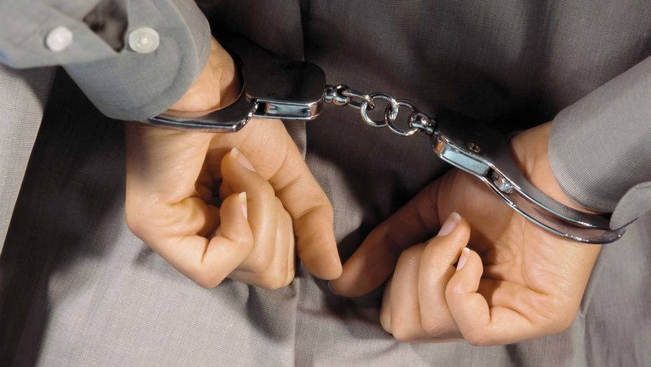 Сотрудницу Счётного комитета Казахстана посадили за мошенничество