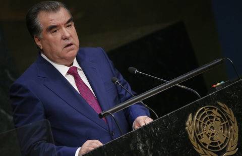 95% населения Таджикистана дали право Эмомали Рахмону баллотироваться без ограничений