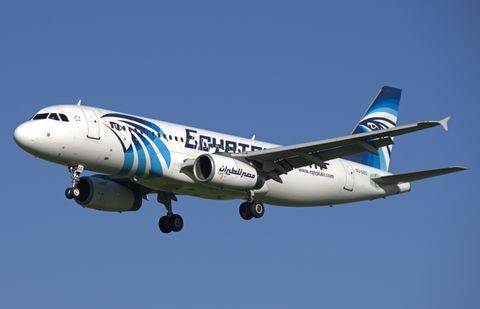 Пропавший самолёт EgyptAir упал в Средиземное море