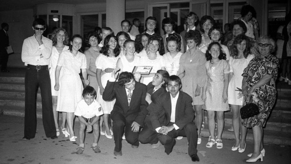 Выпускники 1975 года. Фото Андрея Михайлова