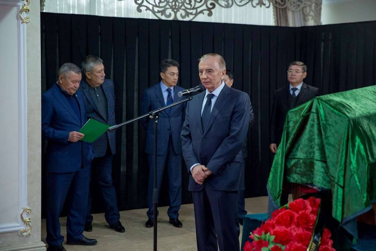 Игорь Рогов почтил память друга и коллеги