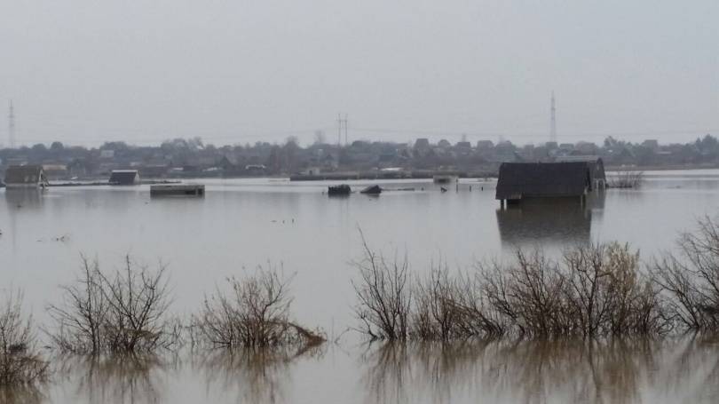 Смыло дорогу на аэропорт Караганды 