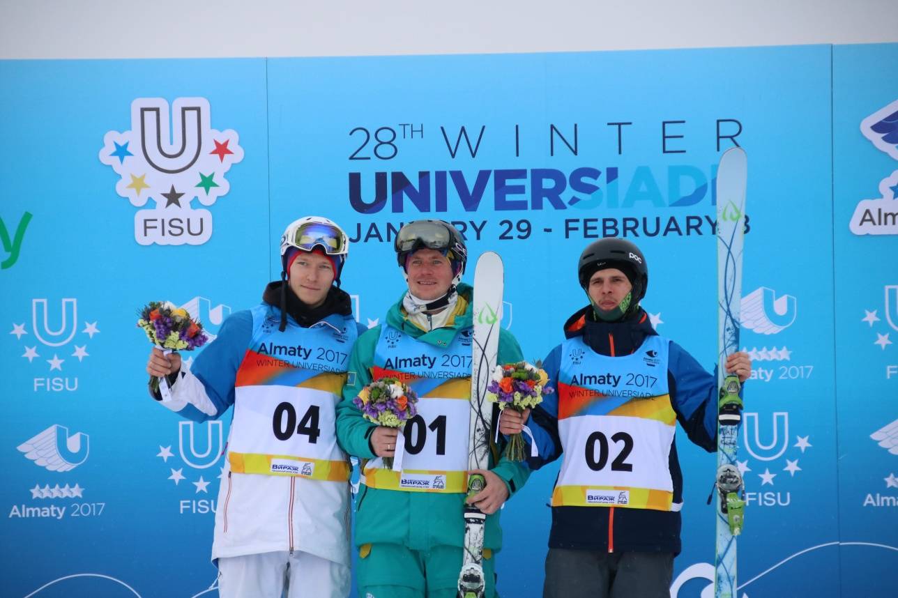 Сергей Шимбуев (слева), Дмитрий Рейхерд (в центре) и Павел Колмаков (справа)