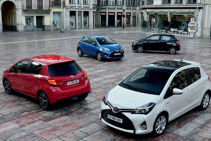 автомобиль Toyota Yaris в Казахстане можно купить только с рук 