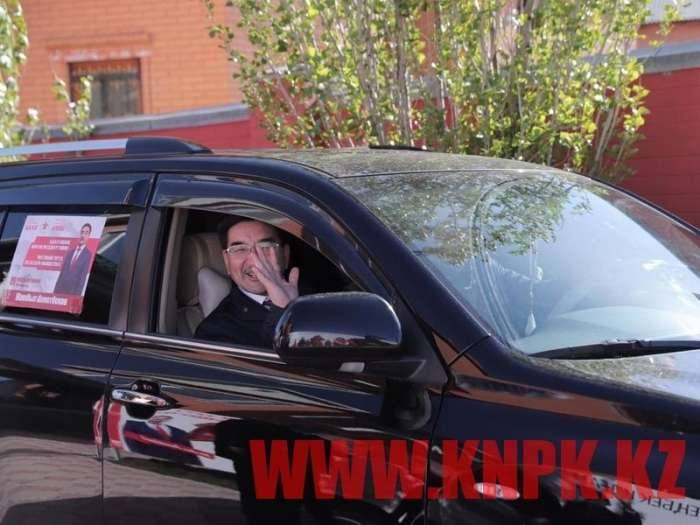 Жамбыл Ахметбеков поехал в родное село
