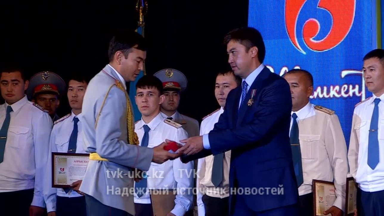 Бесстрашному участковому подарили квартиру