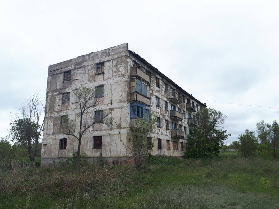 Аварийный дом в пос. Актау карагандинской области