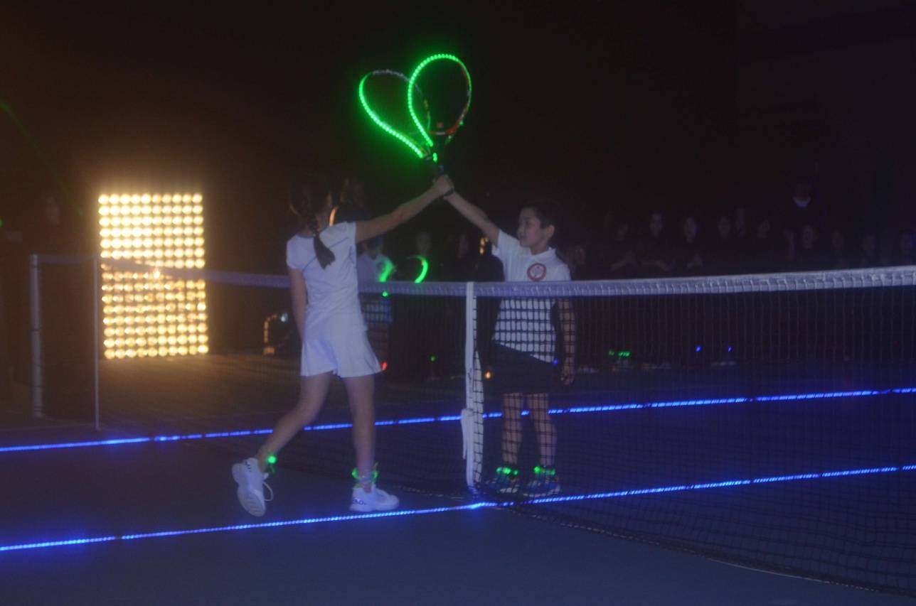 Шоу-турнир по теннису "Звёздные Воины"