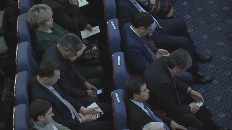 Отчёт акима мешал чиновникам переписываться