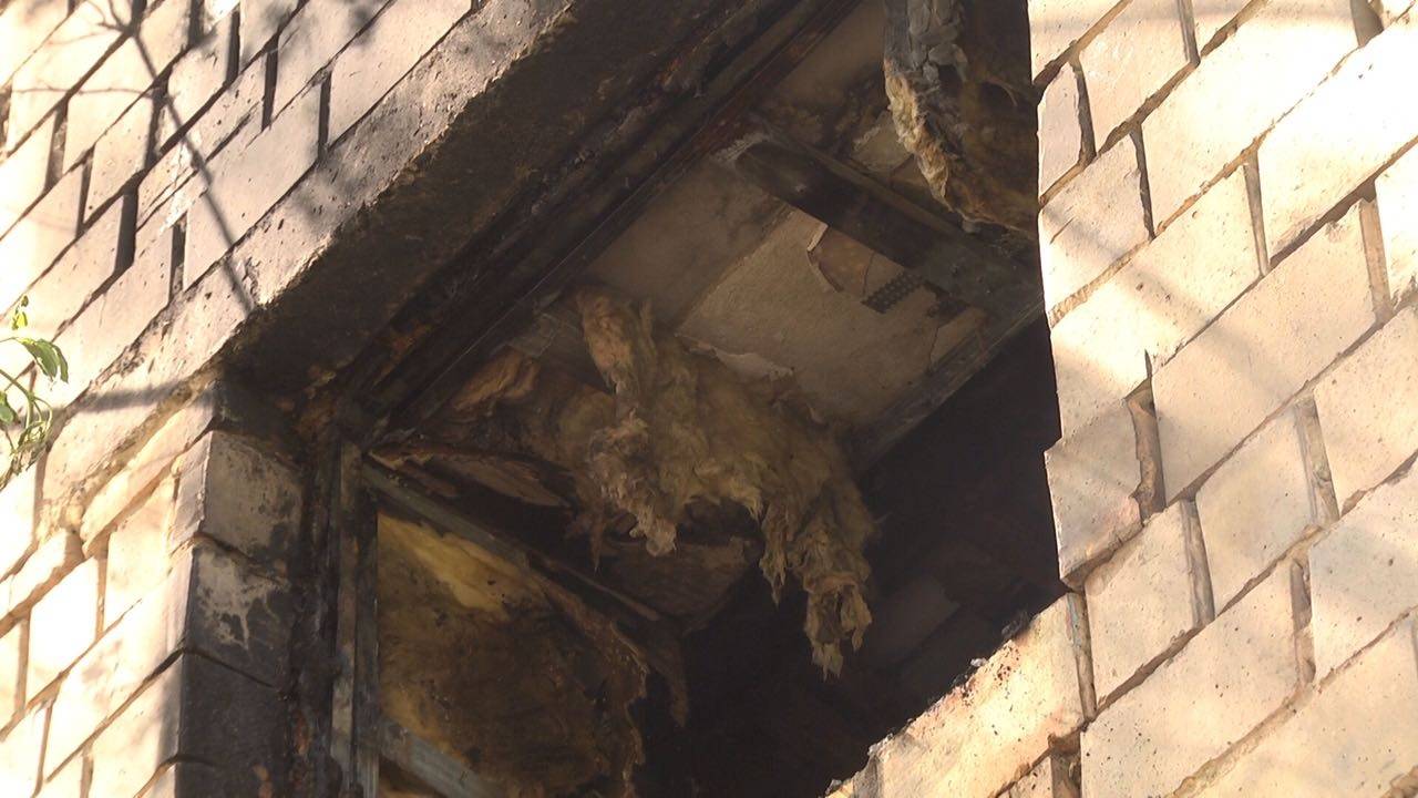 Пожар в жилом доме в Караганде