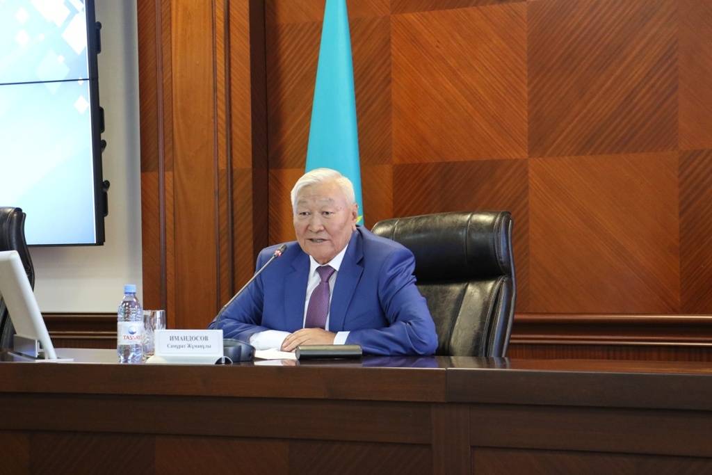 Самурат Имандосов предложил назвать микрорайон "Нур орда"