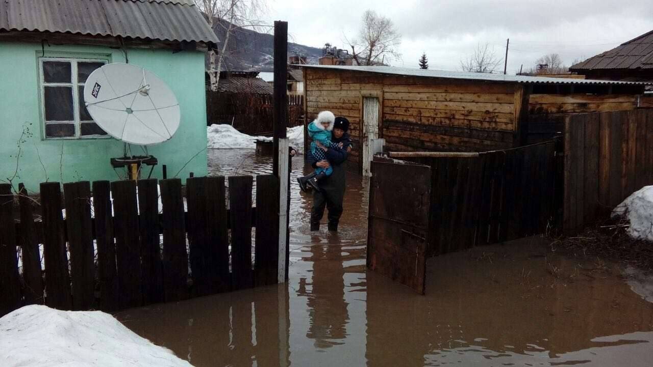 Эвакуация жителей села Зубовск 