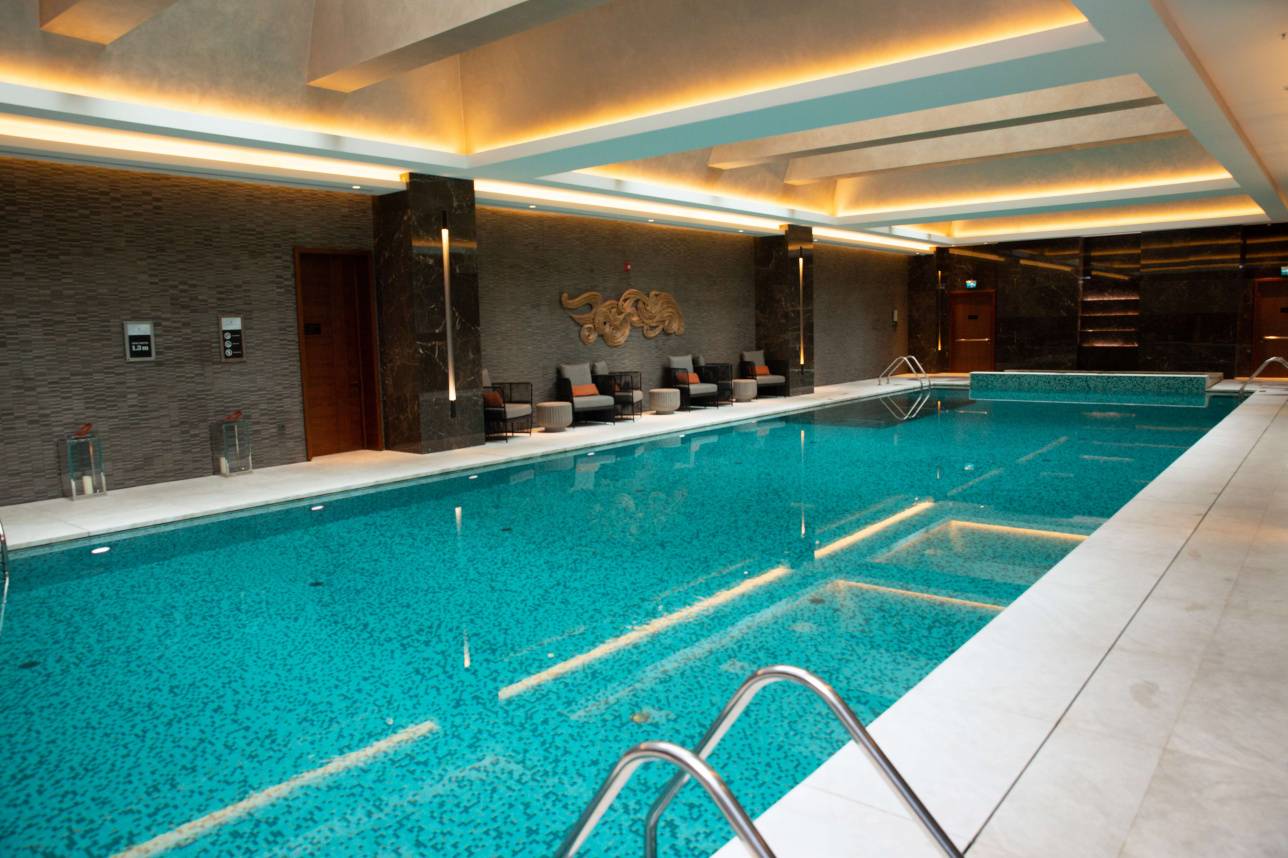 Бассейн в SPA The Ritz-Carlton Astana