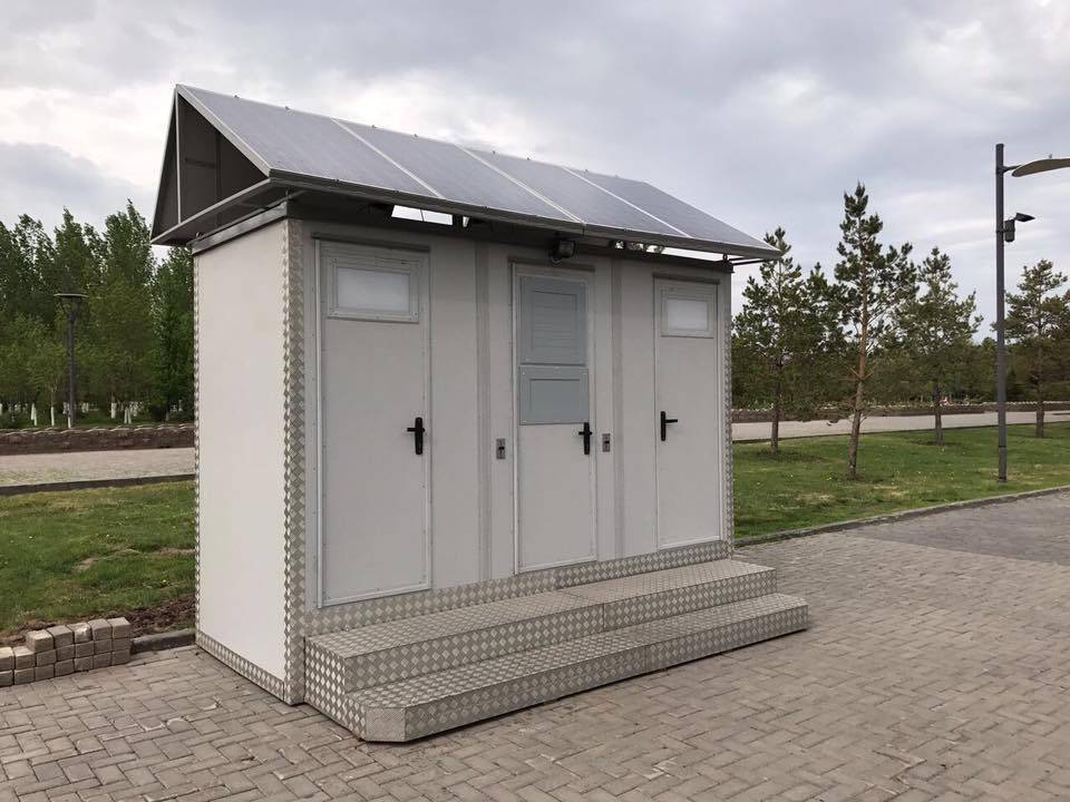 Пять модульных туалетов установят в Астане
