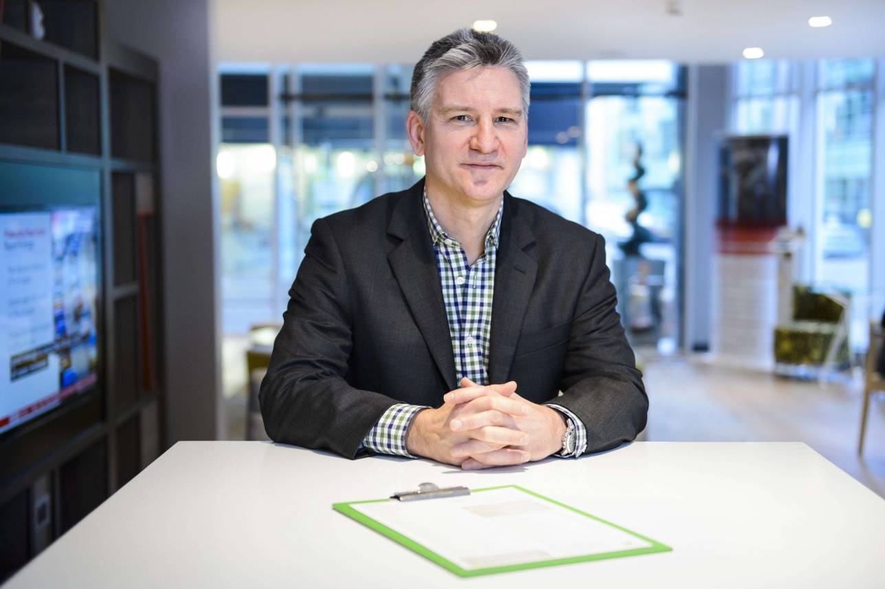 Энди Бартон – психолог, коуч и тренер личностного и командного развития, один из ведущих консультантов в Великобритании в области спорта