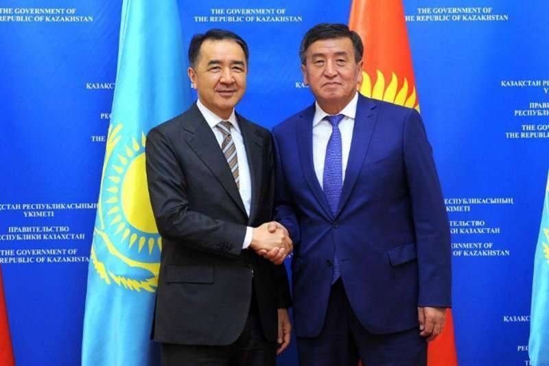 Бакытжан Сагинтаев встретился с премьер-министром Кыргызской Республики Сооронбаем Жээнбековым