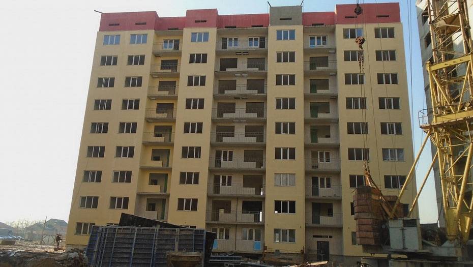 Строительство дома в Турксибском районе. Снимок 2016 года