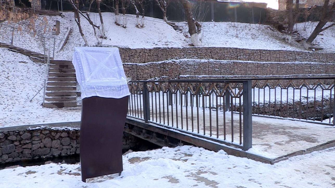 В Шымкенте сломали установленную к году культурной столицы табличку