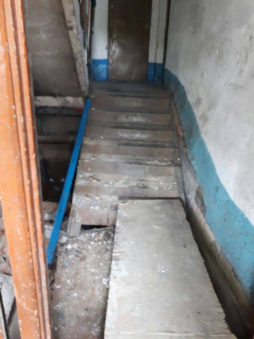 Лестничный пролёт обрушился в пос. Актау карагандинской области