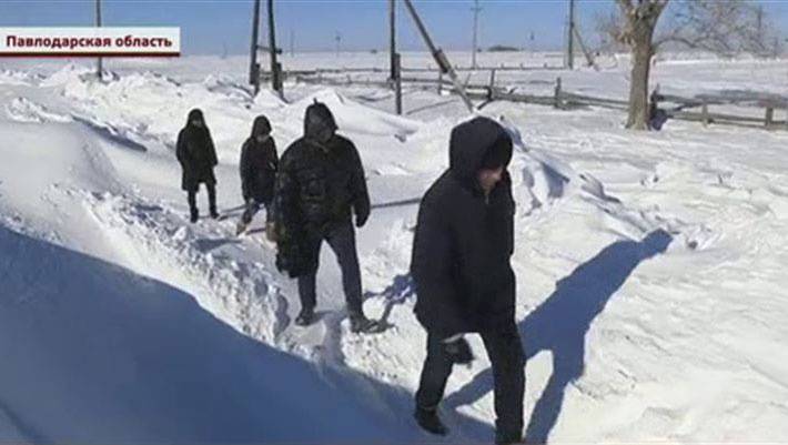 Аул в Павлодарской области замело снегом