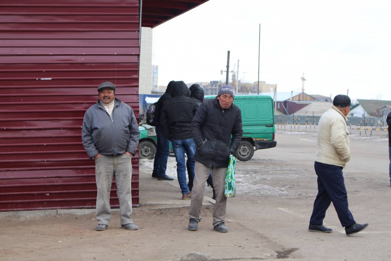 Қытайда – «дарындылар», бізде – «құлбазар»